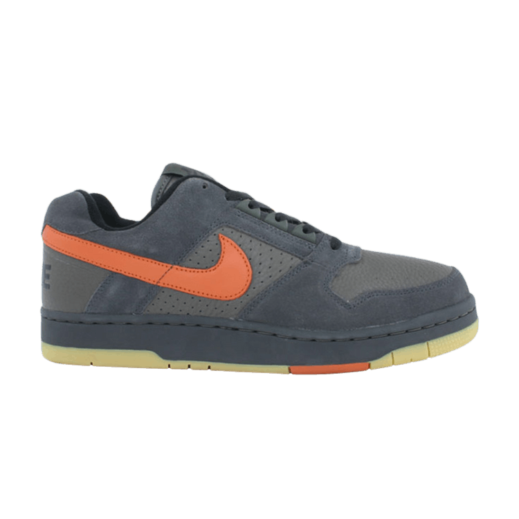 Nike Zoom Air Delta Force — newsprint/dark orange