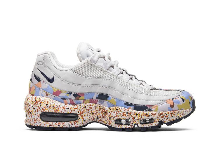 Nike Wmns Air Max 95 SE 'Vast Grey' — Vast Grey/Midnight Navy-Habanero Red (2)