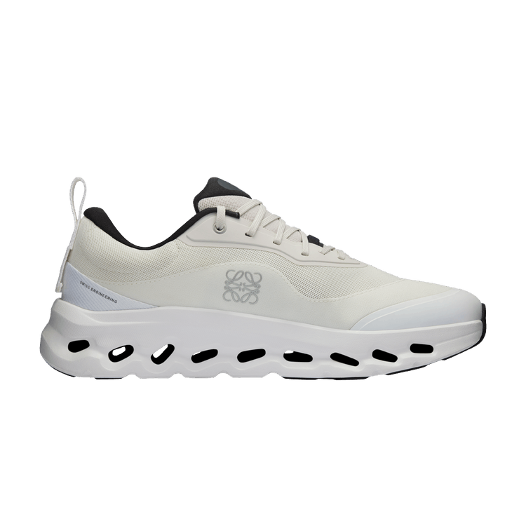 Loewe x ON Cloudtilt 2 'Sand White' — Sand/White