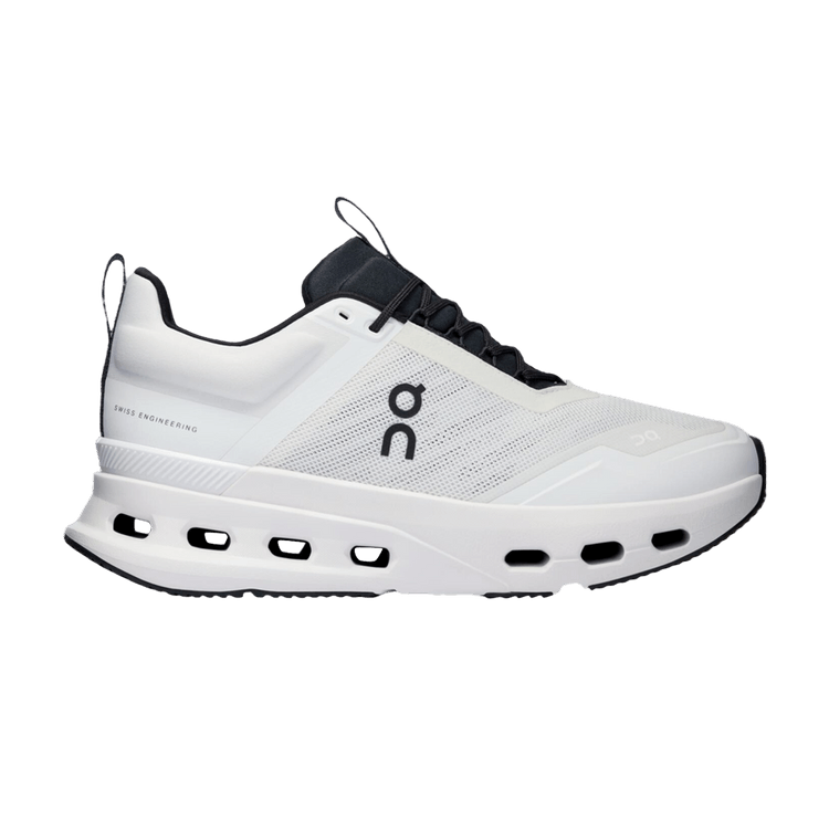 ON Wmns Cloudnova X 'White Black' — White/Black
