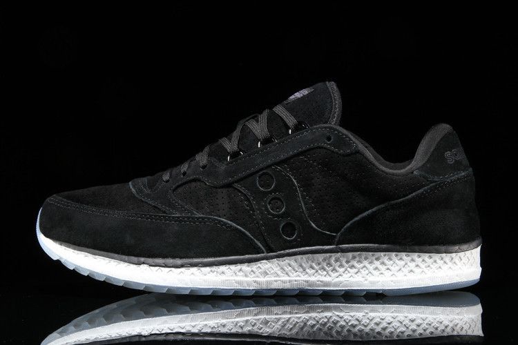 Saucony Freedom Runner 'Suede' — Black