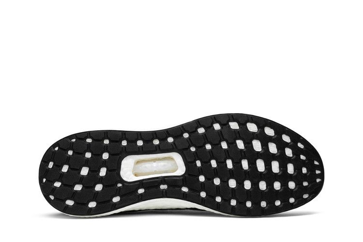 Adidas AM4TKY 'Tokyo' — Footwear White/Core Black/Cloud White