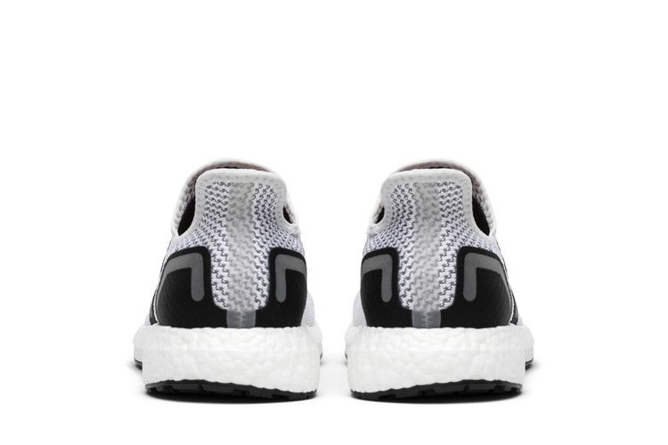 Adidas AM4TKY 'Tokyo' — Footwear White/Core Black/Cloud White