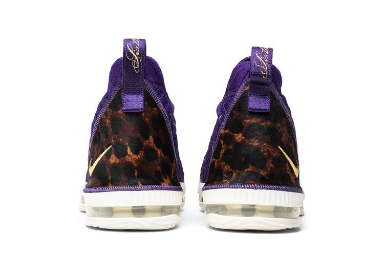 Nike LeBron 16 'King Court Purple' — Court Purple/Metallic Gold (7)