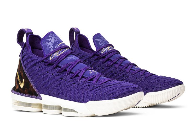 Nike LeBron 16 'King Court Purple' — Court Purple/Metallic Gold (9)
