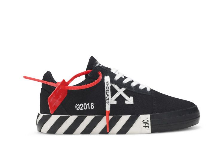 Off-White Vulc Low Top 'Black' — Black