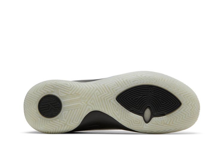 Nike Kyrie Flytrap 2 EP 'Metallic Gold' — White/Metallic Gold-Black