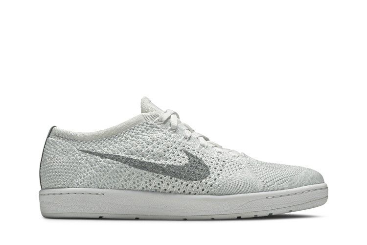 Nike Wmns Tennis Classic Ultra Flyknit 'White Wolf Grey' — White/Wolf Grey