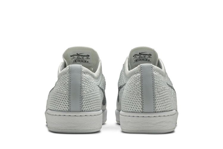 Nike Wmns Tennis Classic Ultra Flyknit 'White Wolf Grey' — White/Wolf Grey