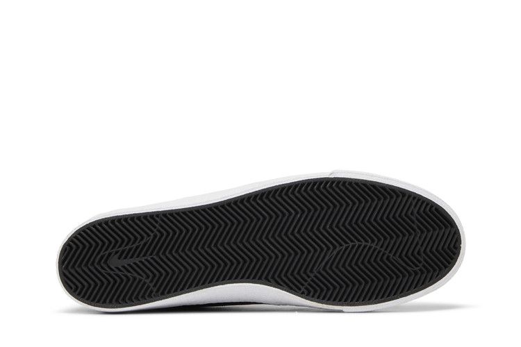 Nike NBA x Bruin Low SB 'Chicago Bulls' — Black/Black-University Red