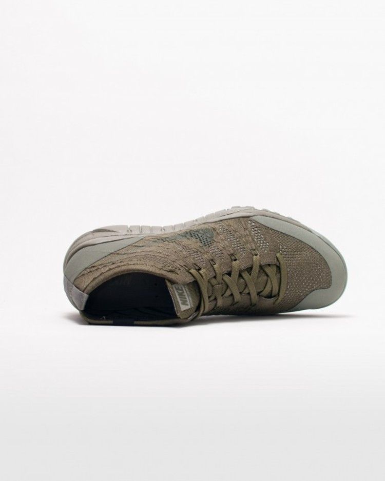 Nike Flyknit Trainer Chukka Sfb Sp — Sage/Rgh Grn