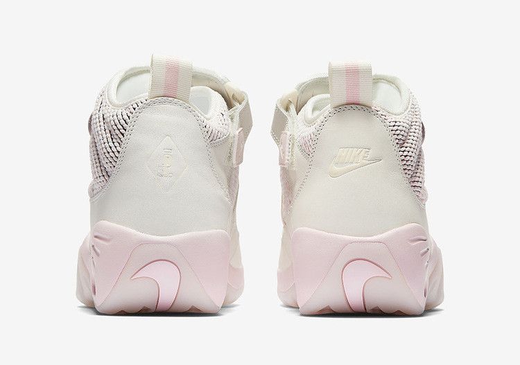 Pigalle x NikeLab Air Shake Ndestrukt 'Carmen Electra' — Sail/Elemental Pink