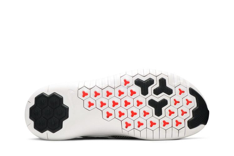 Nike Wmns Free TR 8 'White Black' — White/Total Crimson/White/Black