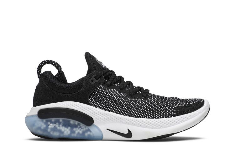 Nike Wmns Joyride Run Flyknit 'Oreo' — Black/Black/White