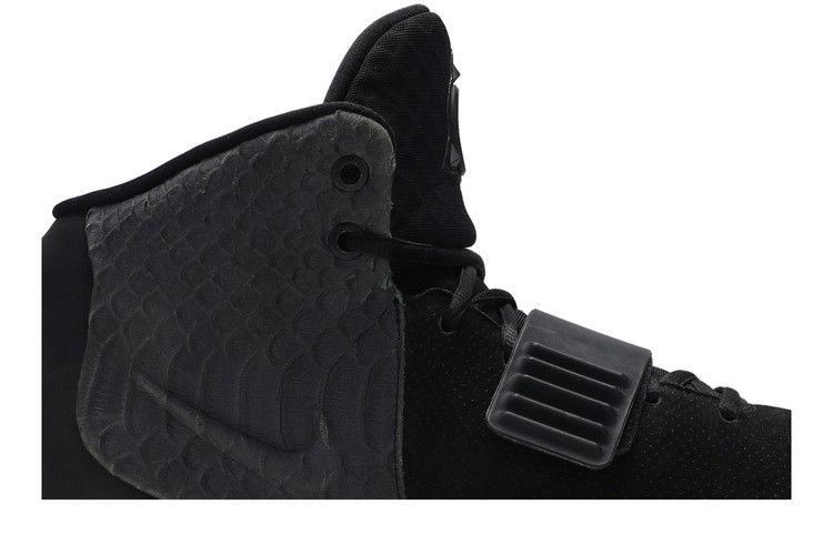 Nike Air Yeezy 2 'My Beautiful Dark Twisted Fantasy' Sample — Black/White