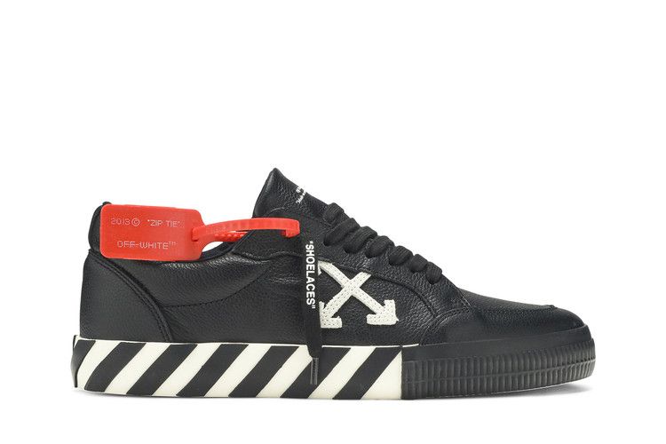 Off-White Vulcanized Low 'Black White' — Black/White