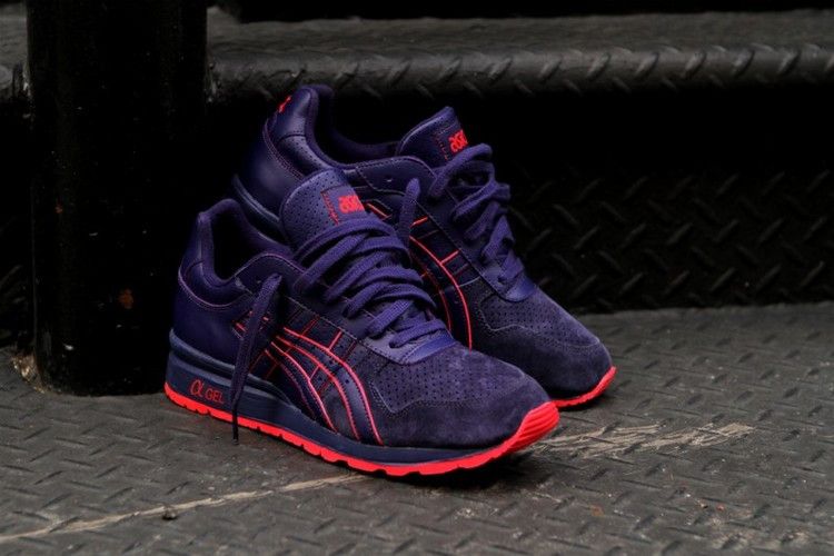 Ronnie Fieg x ASICS GT 2 'High Risk' — Purple/High Risk Red