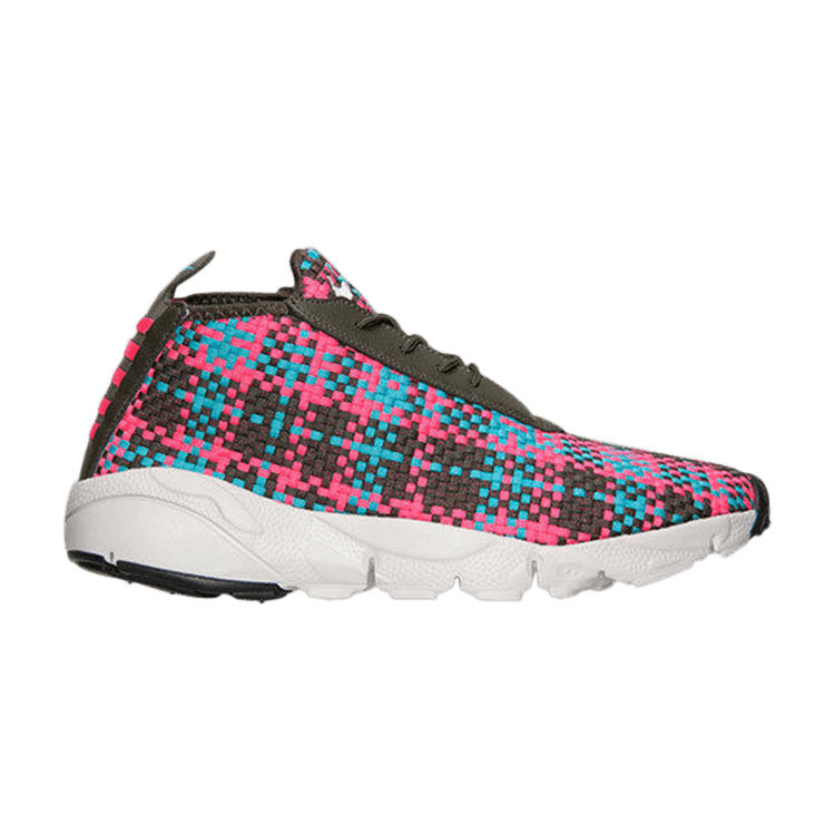 Nike Footscape Desert Chukka — Cargo Khaki/Hyper Jade/Hyper Pink