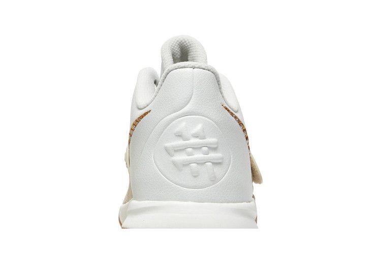 Nike Kyrie Flytrap 3 EP 'White Metallic Gold' — Summit White/Metallic Gold