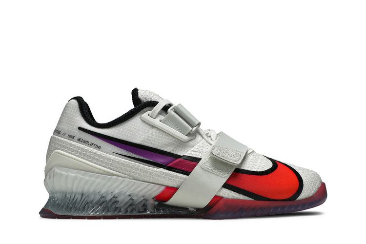 Nike Romaleos 4 SE 'Flash Crimson Aura' — Pale Ivory/Flash Crimson/Spruce Aura/Hyper Violet (2)