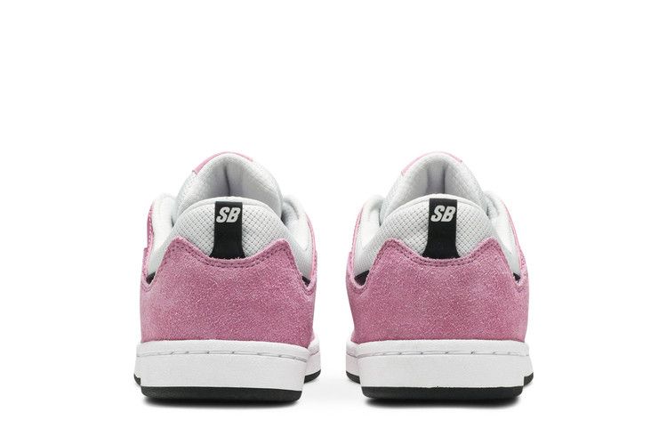 Nike Wmns Alleyoop SB 'Magic Flamingo' — Magic Flamingo/Black/White (7)