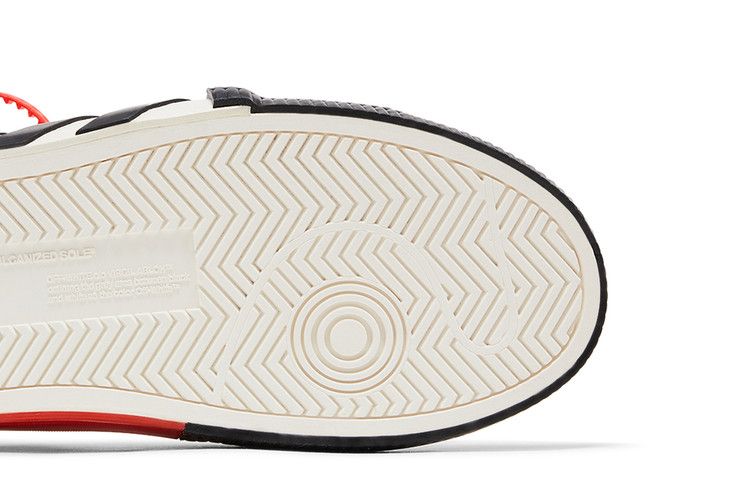 Off-White Wmns Arrow Vulcanized Low 'White Black' — White/Black