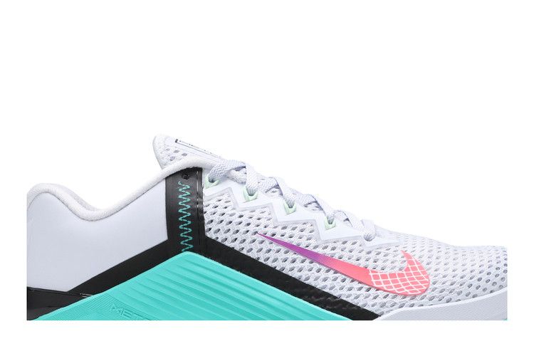 Nike Wmns Metcon 6 'Football Grey Jade' — Football Grey/Hyper Jade/Black/Flash Crimson