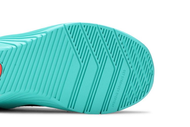 Nike Wmns Metcon 6 'Football Grey Jade' — Football Grey/Hyper Jade/Black/Flash Crimson