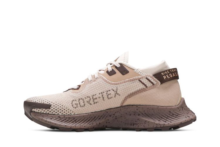 Nike Wmns Pegasus Trail 2 Gore-Tex 'Desert Dust Mauve' — Desert Dust/Stone Mauve/Smokey Mauve/El Dorado