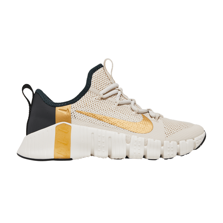 Nike Wmns Free Metcon 3 'Light Orewood Brown' — Light Orewood Brown/Dark Smoke Grey/Metallic Gold