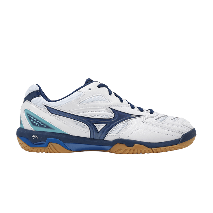 Mizuno Wave Fang Pro 'White Seasonal Blue' — White/Seasonal Blue/Pageant Blue