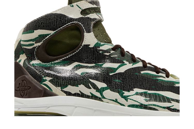 Nike Air Max Huarache 2K4 'Olive Camo' — White/Bar/Army Olive/Pine Green