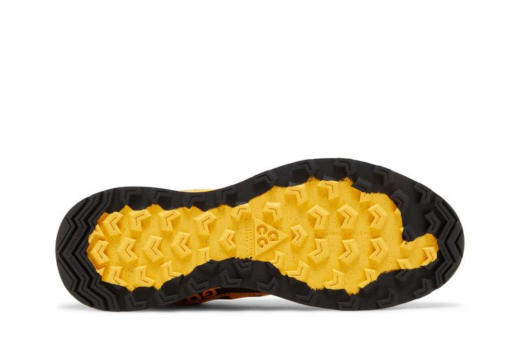 Nike ACG Air Nasu Gore-Tex 'Laser Orange' — Black/Laser Orange