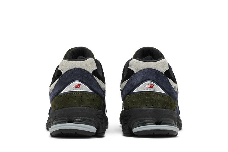 New Balance 2002R 'Chinese New Year - Year Of The Ox' — Black/Green/Grey
