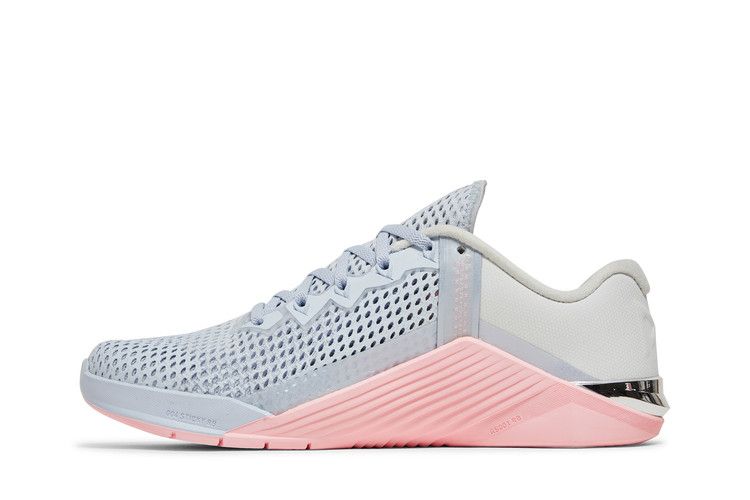 Nike Wmns Metcon 6 'Football Grey Arctic Punch' — Football Grey/Arctic Punch/Summit White/Bright Crimson