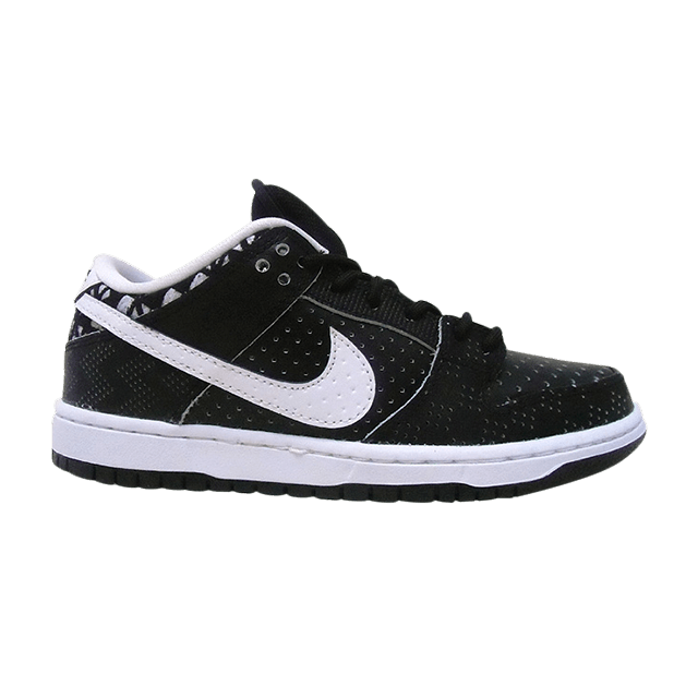 Nike Dunk Low Premium SB 'BHM' — Black/Black/White