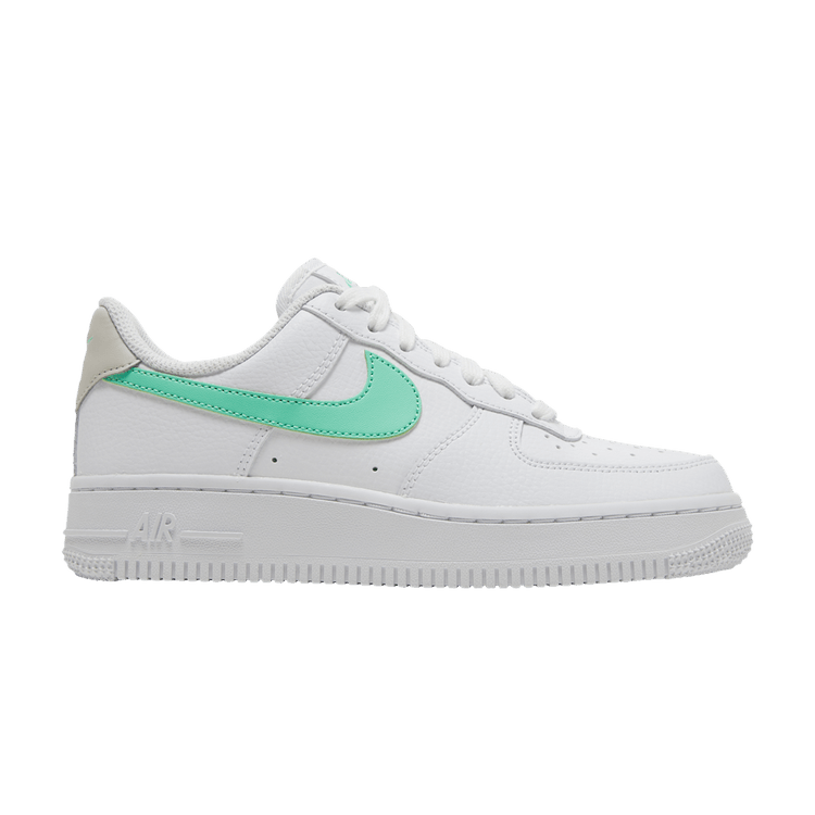 Nike Wmns Air Force 1 '07 'White Green Glow' — White/Light Bone/White/Green Glow