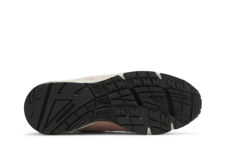 New Balance Wmns 991 Made in England 'Pink' — Pink/Grey