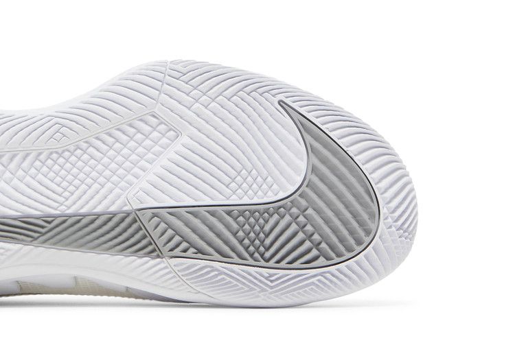Wmns NikeCourt Air Zoom Vapor Pro 'White Metallic Silver' — White/Metallic Silver