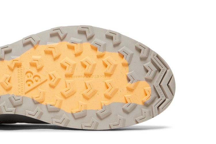 Nike ACG Air Nasu 2 'Grey Fog Melon Tint' — Grey Fog/Melon Tint/Metallic Silver
