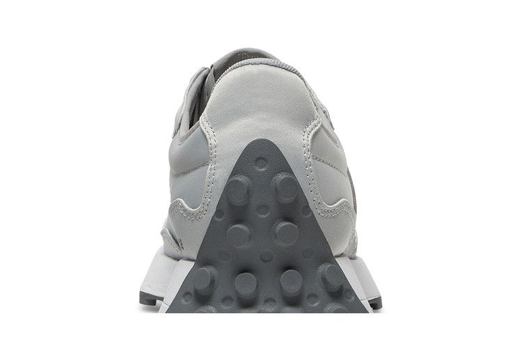 New Balance Wmns 327 'Light Aluminum Gunmetal' — Light Aluminum/Gunmetal