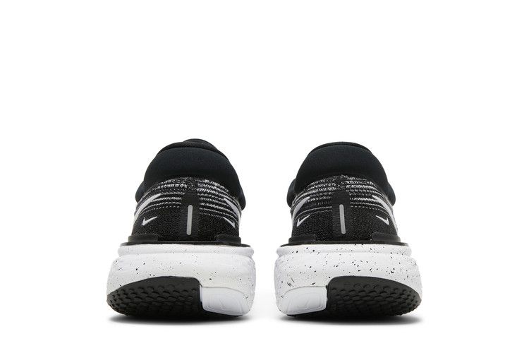Nike ZoomX Invincible Run Flyknit 'Black White' — White/Black/White