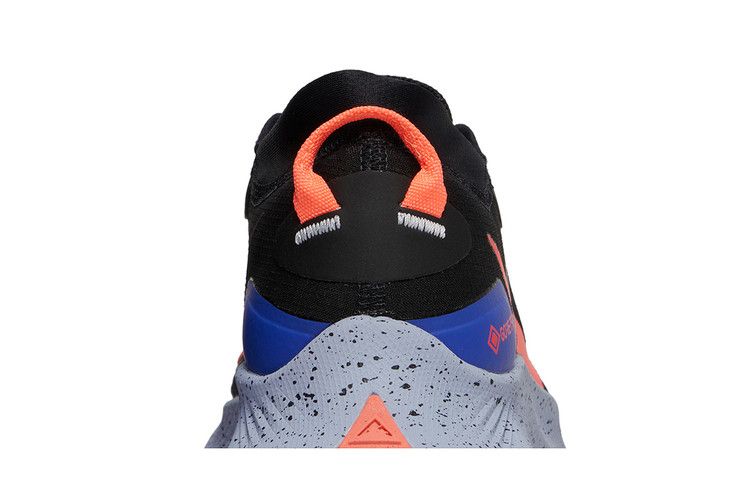 Nike Wmns Pegasus Trail 3 GTX 'Black Flash Crimson' — Black/Lapis/Bright Mango/Flash Crimson