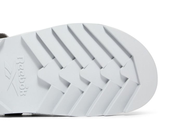 END. x Reebok Beatnik Sandal 'Reported Sightings - Abominable Snowman' — Grey/White