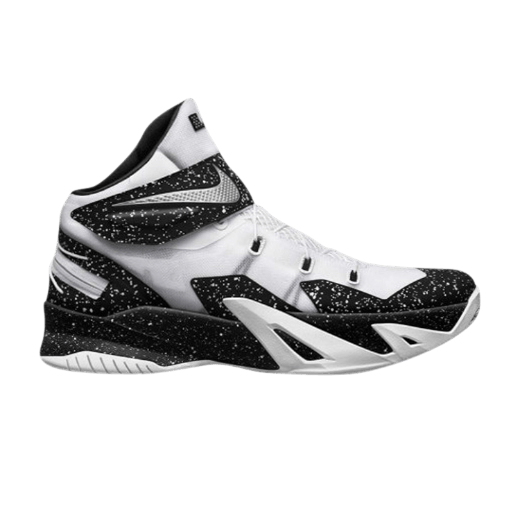 Nike LeBron Zoom Soldier 8 FlyEase GS 'White Black' — White/Metallic Silver/Black