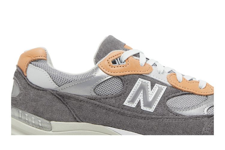 Todd Snyder x New Balance 992 Made in USA '10th Anniversary' — Grey/Tan