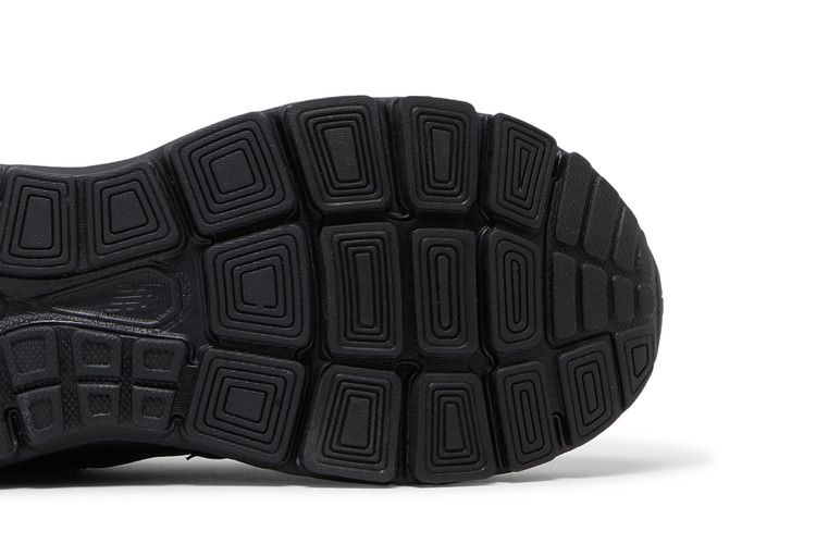New Balance 840v3 4E Wide 'Black' — Black/White