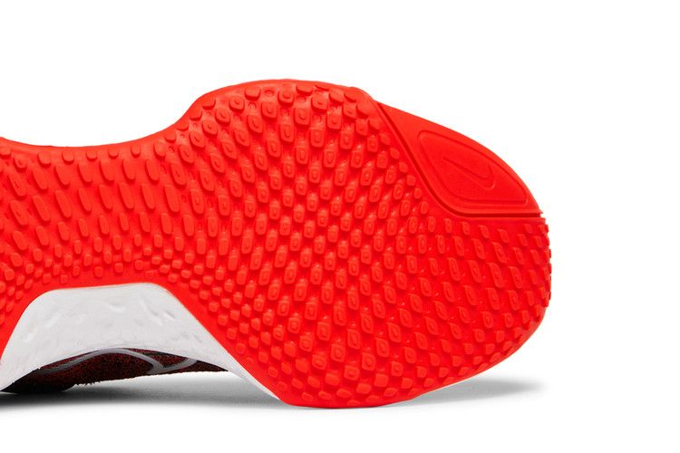 Nike ZoomX Invincible Run Flyknit 'Black Bright Crimson' — Black/Bright Crimson/Volt/White