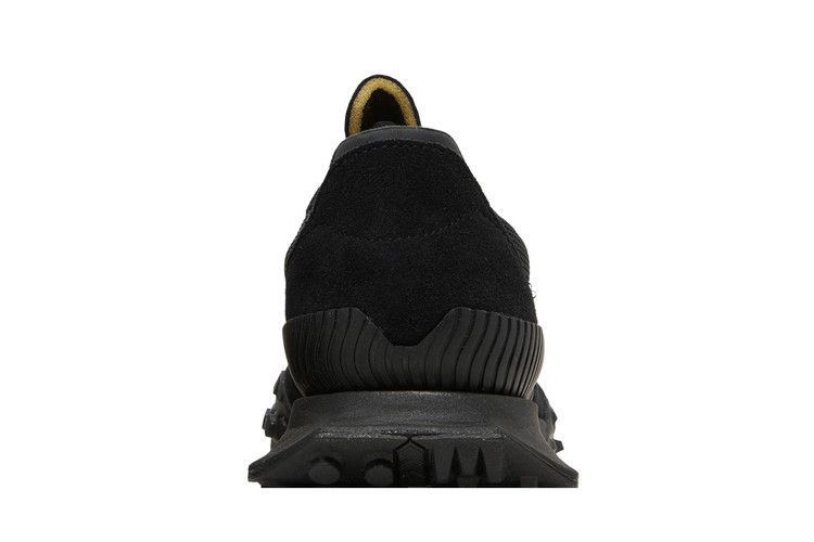 New Balance XC-72 'Triple Black' — Black/Black