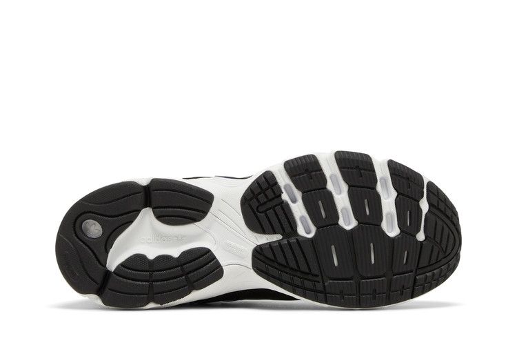 adidas Wmns Astir 'Black White' — Core Black/Core Black/Cloud White
